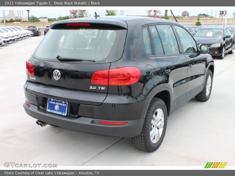 Deep Black Metallic / Black 2013 Volkswagen Tiguan S