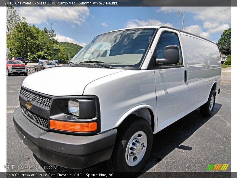 Summit White / Neutral 2013 Chevrolet Express 2500 Cargo Van