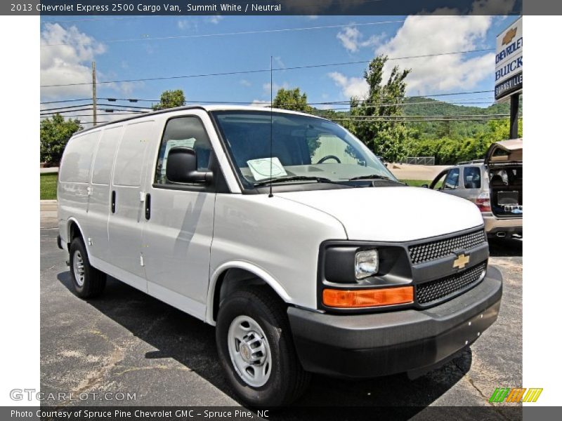 Summit White / Neutral 2013 Chevrolet Express 2500 Cargo Van