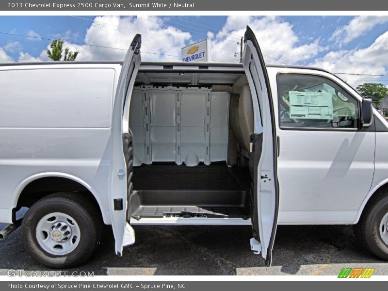 Summit White / Neutral 2013 Chevrolet Express 2500 Cargo Van