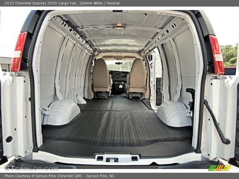 Summit White / Neutral 2013 Chevrolet Express 2500 Cargo Van