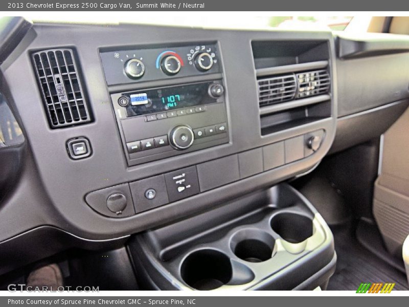 Summit White / Neutral 2013 Chevrolet Express 2500 Cargo Van