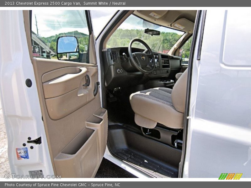 Summit White / Neutral 2013 Chevrolet Express 2500 Cargo Van