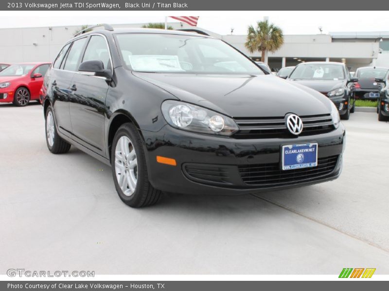 Black Uni / Titan Black 2013 Volkswagen Jetta TDI SportWagen