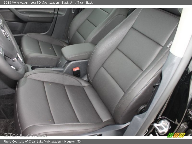 Black Uni / Titan Black 2013 Volkswagen Jetta TDI SportWagen