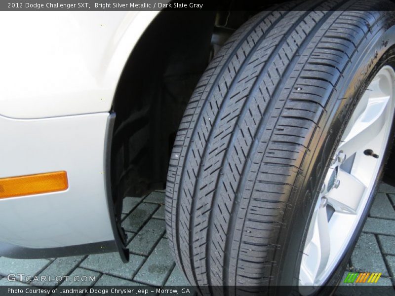 Bright Silver Metallic / Dark Slate Gray 2012 Dodge Challenger SXT