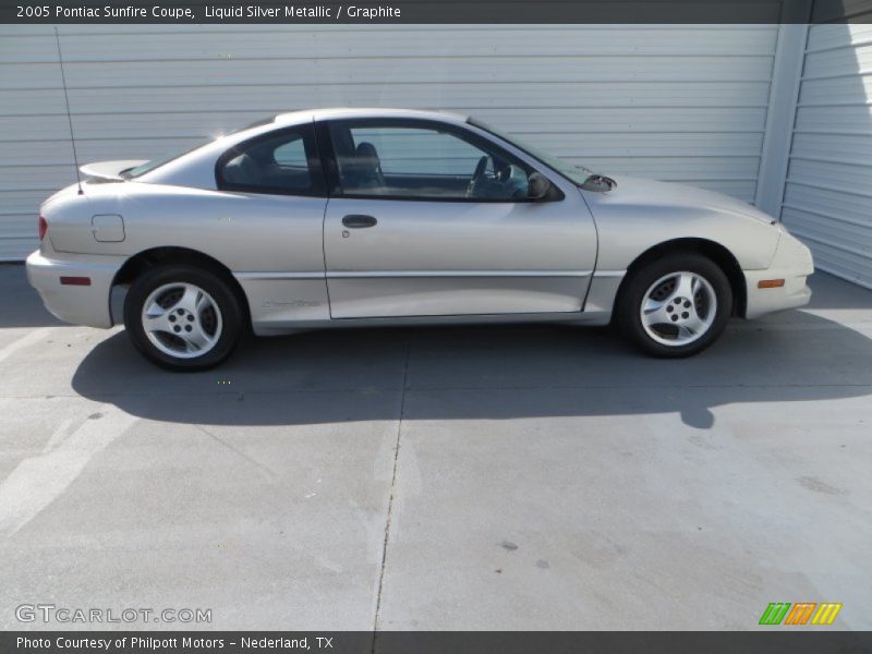 Liquid Silver Metallic / Graphite 2005 Pontiac Sunfire Coupe