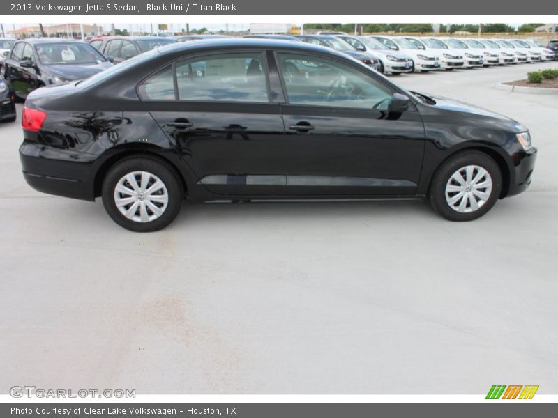 Black Uni / Titan Black 2013 Volkswagen Jetta S Sedan