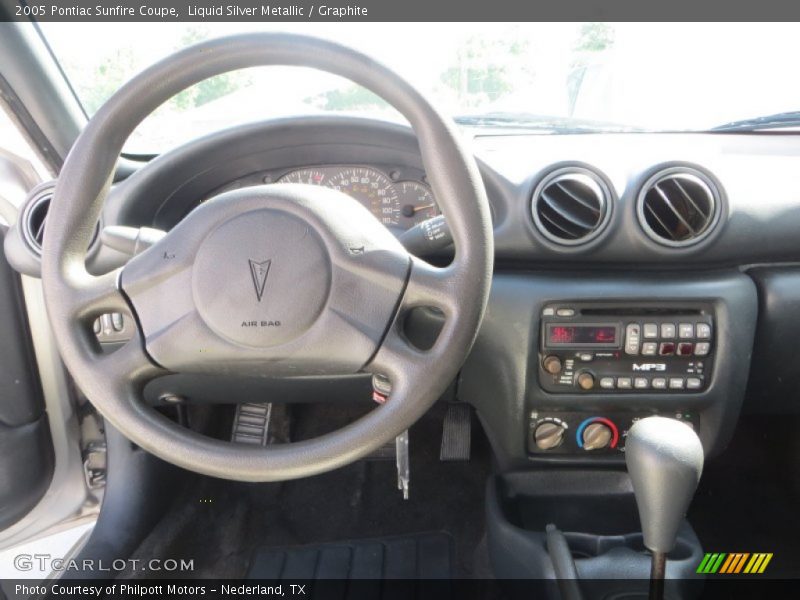 Liquid Silver Metallic / Graphite 2005 Pontiac Sunfire Coupe