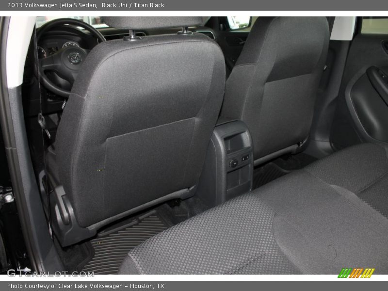 Black Uni / Titan Black 2013 Volkswagen Jetta S Sedan