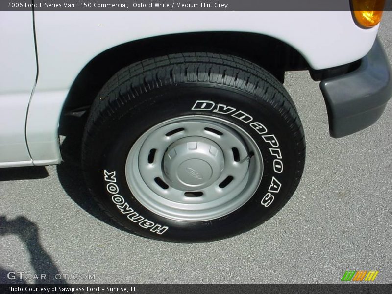 Oxford White / Medium Flint Grey 2006 Ford E Series Van E150 Commercial