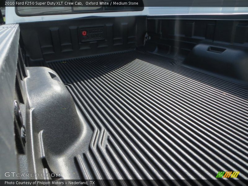 Oxford White / Medium Stone 2010 Ford F250 Super Duty XLT Crew Cab