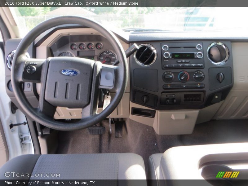 Oxford White / Medium Stone 2010 Ford F250 Super Duty XLT Crew Cab