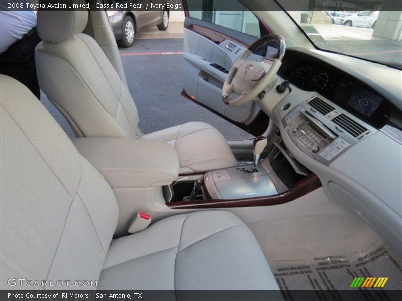 Cassis Red Pearl / Ivory Beige 2008 Toyota Avalon Limited