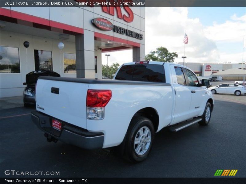 Magnetic Gray Metallic / Graphite Gray 2011 Toyota Tundra SR5 Double Cab