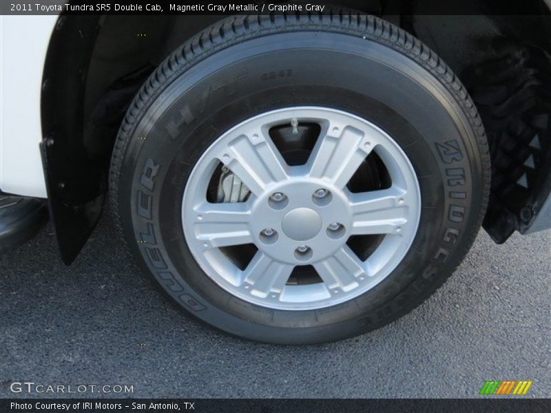 Magnetic Gray Metallic / Graphite Gray 2011 Toyota Tundra SR5 Double Cab