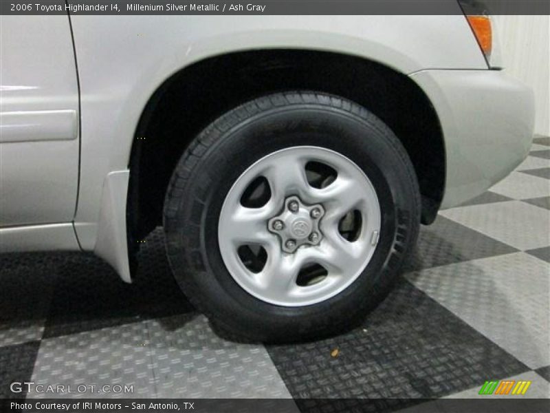 Millenium Silver Metallic / Ash Gray 2006 Toyota Highlander I4