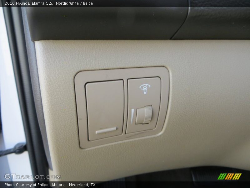 Nordic White / Beige 2010 Hyundai Elantra GLS