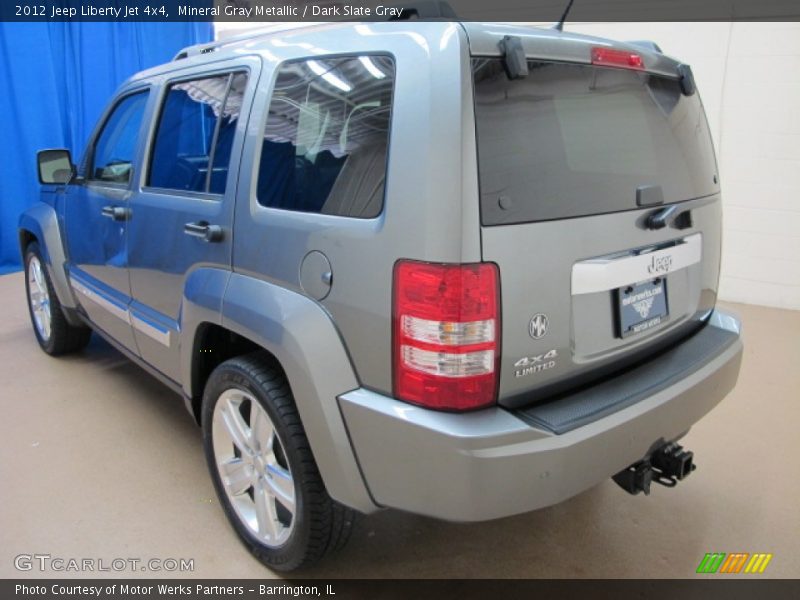 Mineral Gray Metallic / Dark Slate Gray 2012 Jeep Liberty Jet 4x4