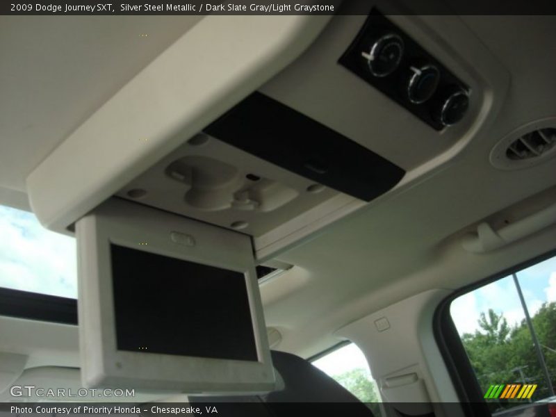 Silver Steel Metallic / Dark Slate Gray/Light Graystone 2009 Dodge Journey SXT