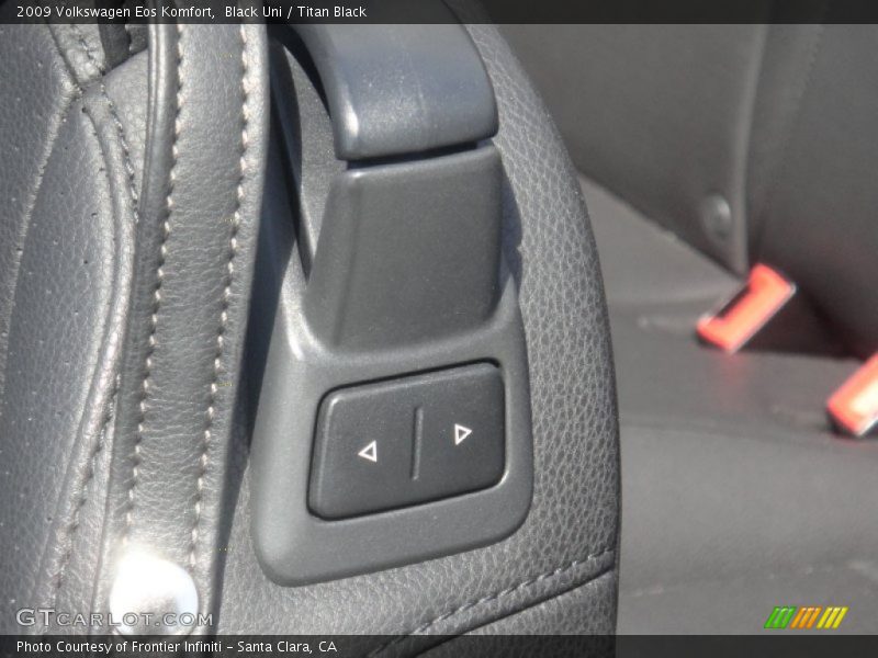 Black Uni / Titan Black 2009 Volkswagen Eos Komfort