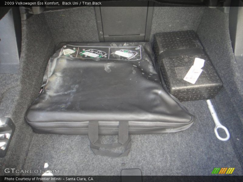 Black Uni / Titan Black 2009 Volkswagen Eos Komfort