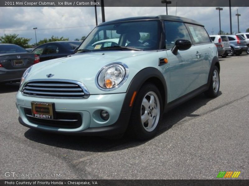 Ice Blue / Carbon Black 2011 Mini Cooper Clubman