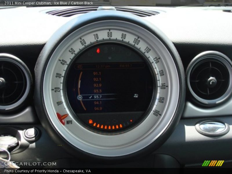 Ice Blue / Carbon Black 2011 Mini Cooper Clubman