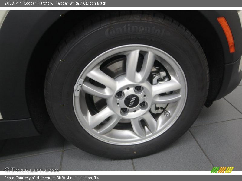 Pepper White / Carbon Black 2013 Mini Cooper Hardtop