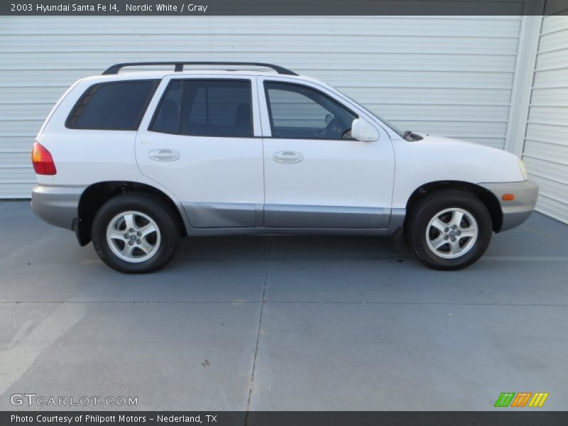 Nordic White / Gray 2003 Hyundai Santa Fe I4