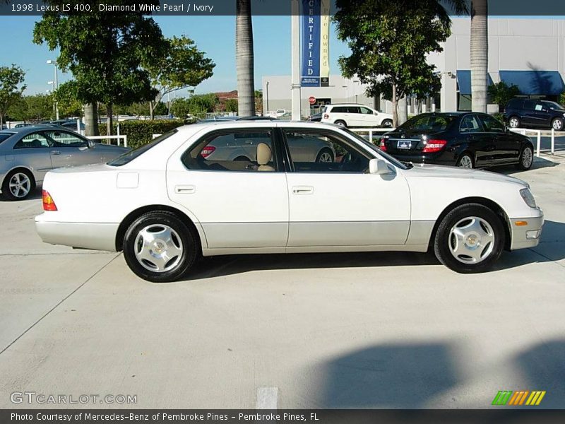 Diamond White Pearl / Ivory 1998 Lexus LS 400