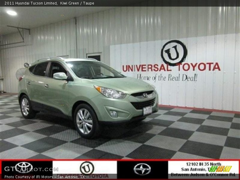 Kiwi Green / Taupe 2011 Hyundai Tucson Limited