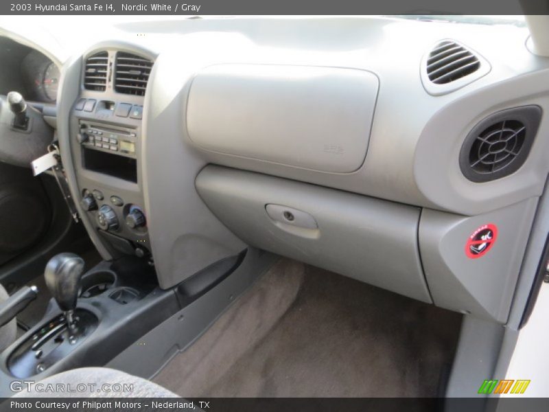 Nordic White / Gray 2003 Hyundai Santa Fe I4