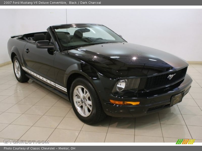 Black / Dark Charcoal 2007 Ford Mustang V6 Deluxe Convertible