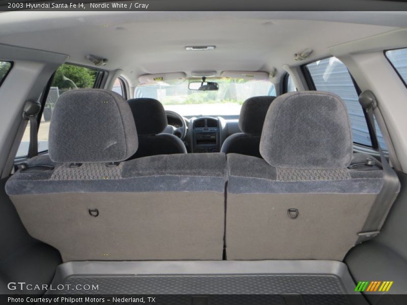 Nordic White / Gray 2003 Hyundai Santa Fe I4