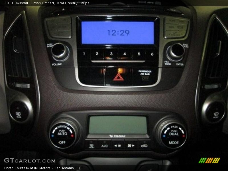 Kiwi Green / Taupe 2011 Hyundai Tucson Limited