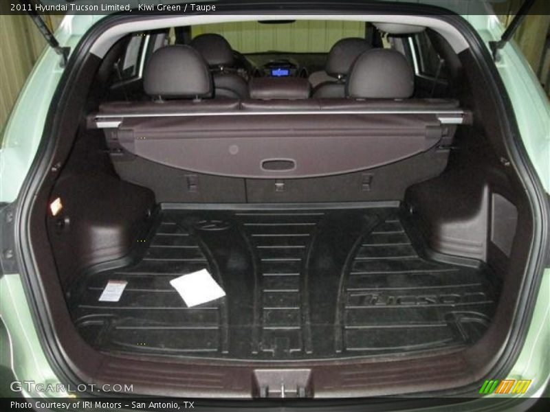 Kiwi Green / Taupe 2011 Hyundai Tucson Limited