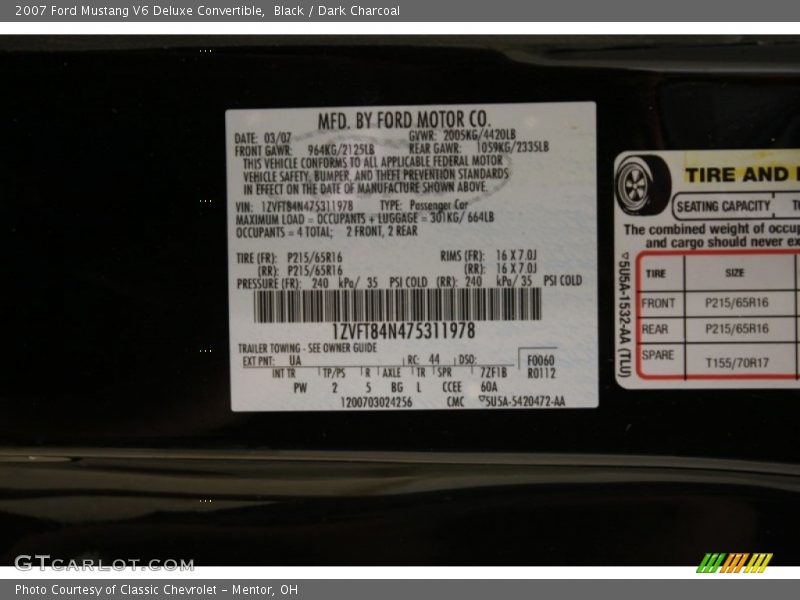 Black / Dark Charcoal 2007 Ford Mustang V6 Deluxe Convertible