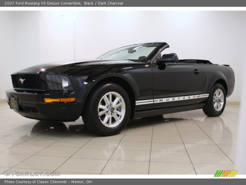 Black / Dark Charcoal 2007 Ford Mustang V6 Deluxe Convertible