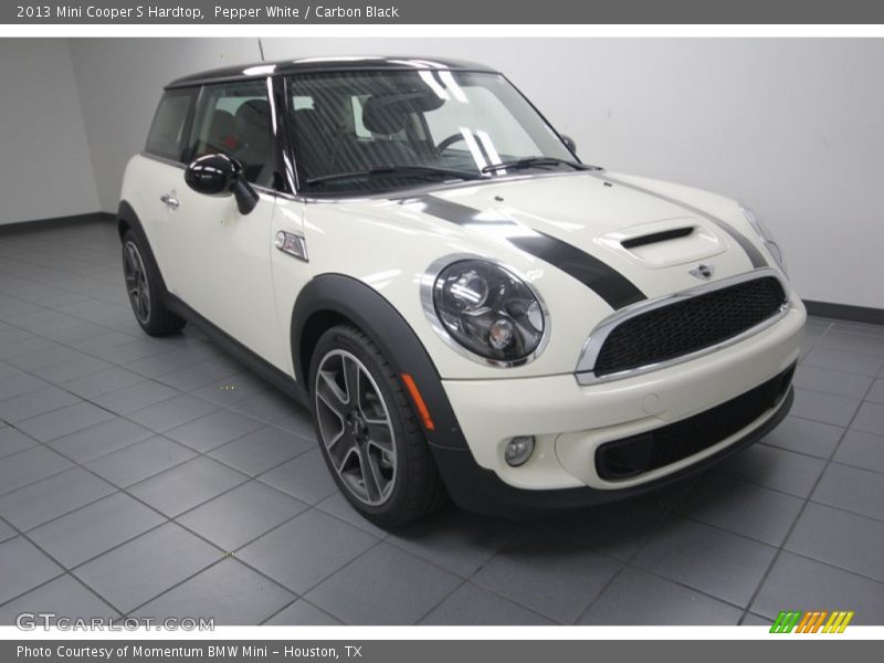 Pepper White / Carbon Black 2013 Mini Cooper S Hardtop