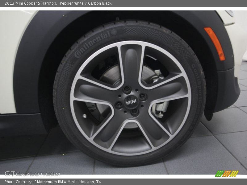 Pepper White / Carbon Black 2013 Mini Cooper S Hardtop