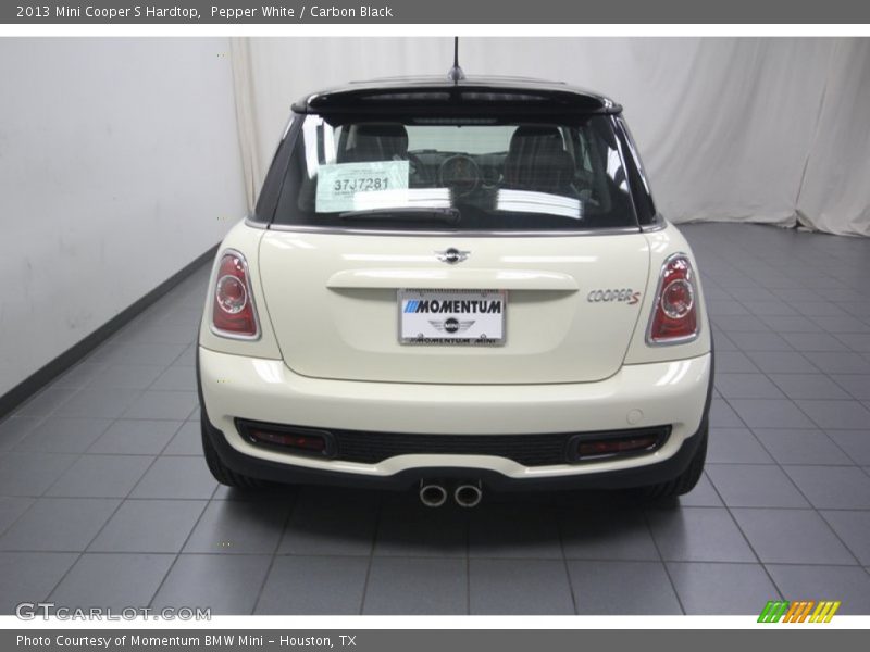 Pepper White / Carbon Black 2013 Mini Cooper S Hardtop