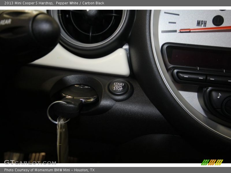 Pepper White / Carbon Black 2013 Mini Cooper S Hardtop
