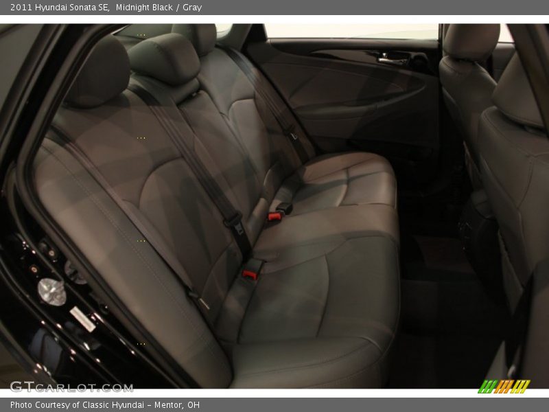 Midnight Black / Gray 2011 Hyundai Sonata SE