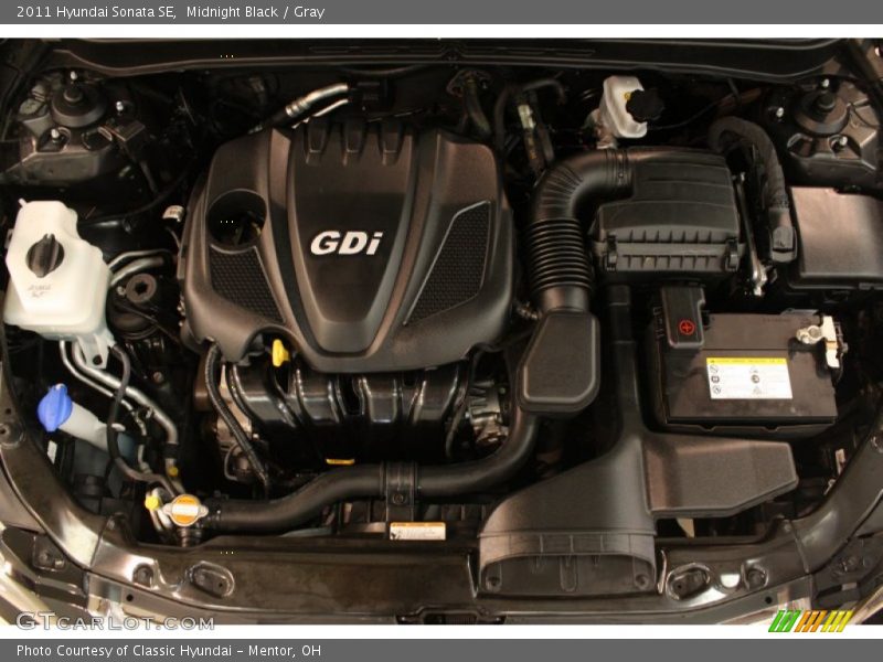 Midnight Black / Gray 2011 Hyundai Sonata SE