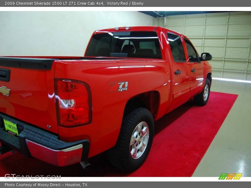 Victory Red / Ebony 2009 Chevrolet Silverado 1500 LT Z71 Crew Cab 4x4