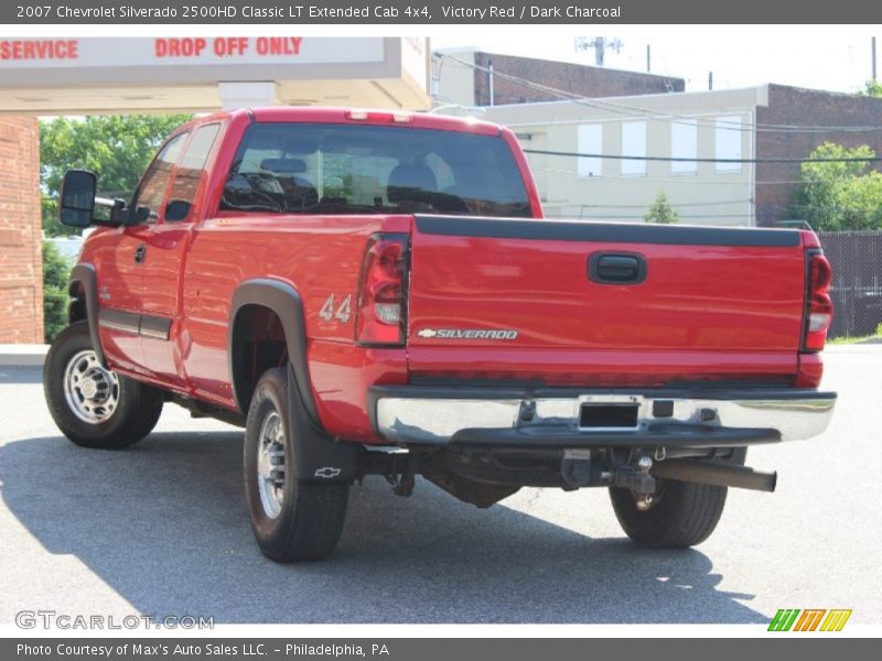 Victory Red / Dark Charcoal 2007 Chevrolet Silverado 2500HD Classic LT Extended Cab 4x4