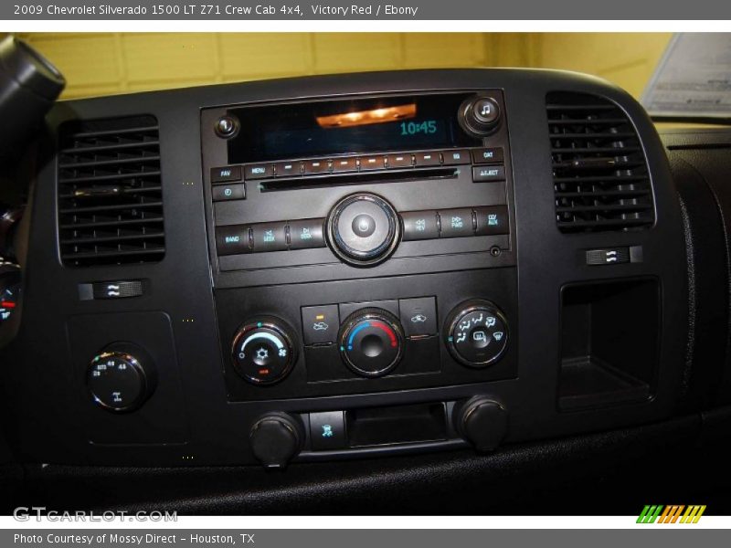 Victory Red / Ebony 2009 Chevrolet Silverado 1500 LT Z71 Crew Cab 4x4