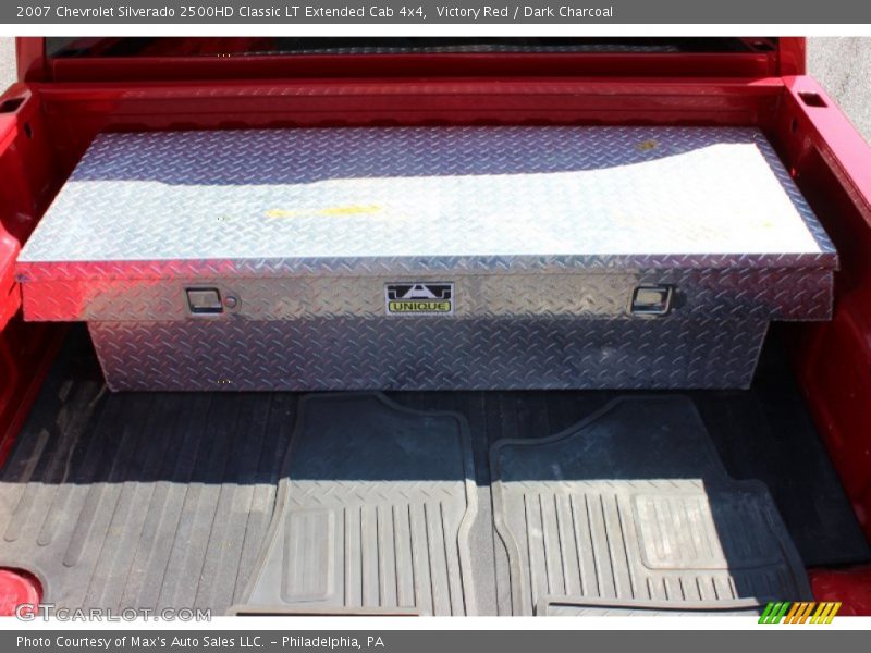 Victory Red / Dark Charcoal 2007 Chevrolet Silverado 2500HD Classic LT Extended Cab 4x4