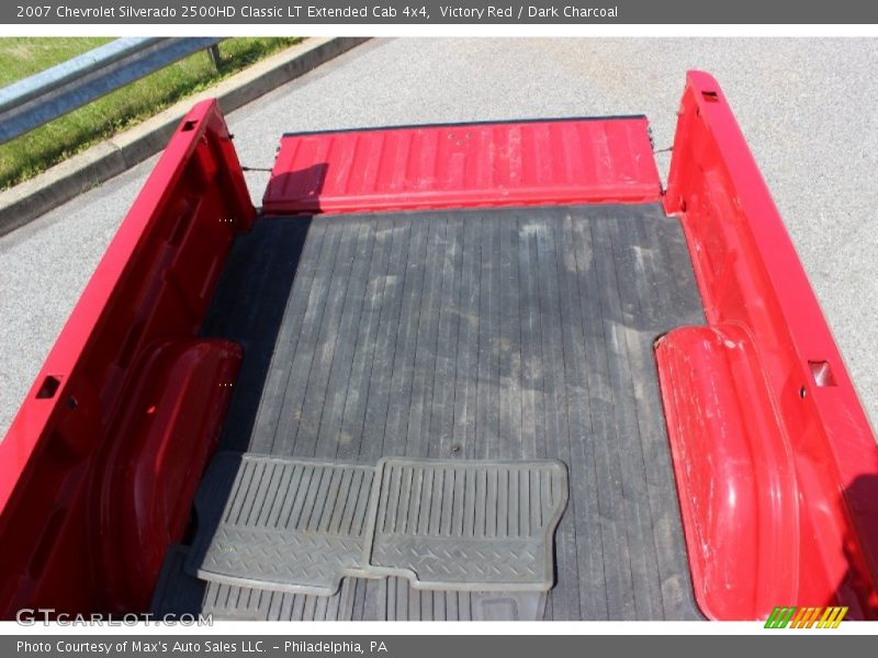 Victory Red / Dark Charcoal 2007 Chevrolet Silverado 2500HD Classic LT Extended Cab 4x4